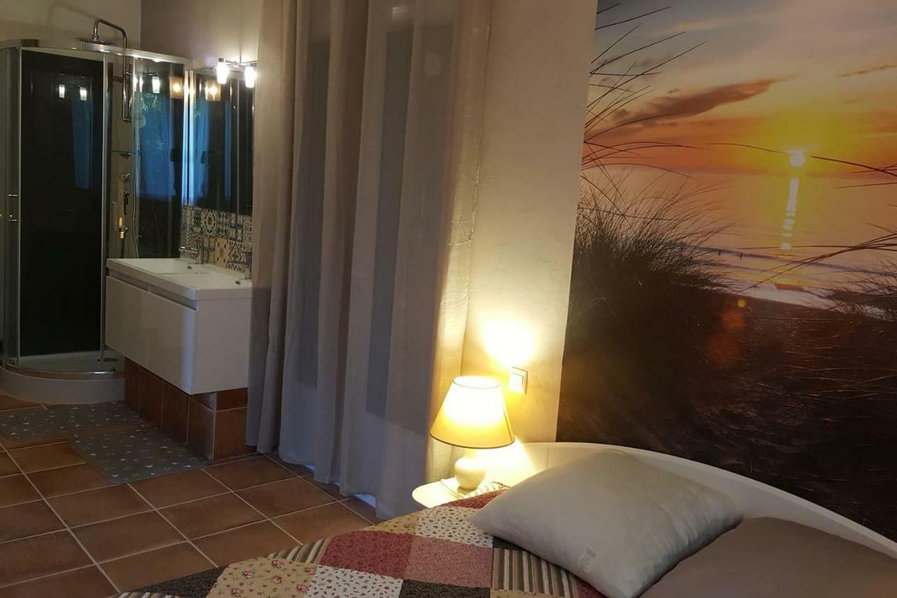Logement Avec Piscine, Classe 3 Etoiles, De 42 M2 Tout Confort Au Calme Pour Un Couple Cahuzac-sur-Vere Екстер'єр фото